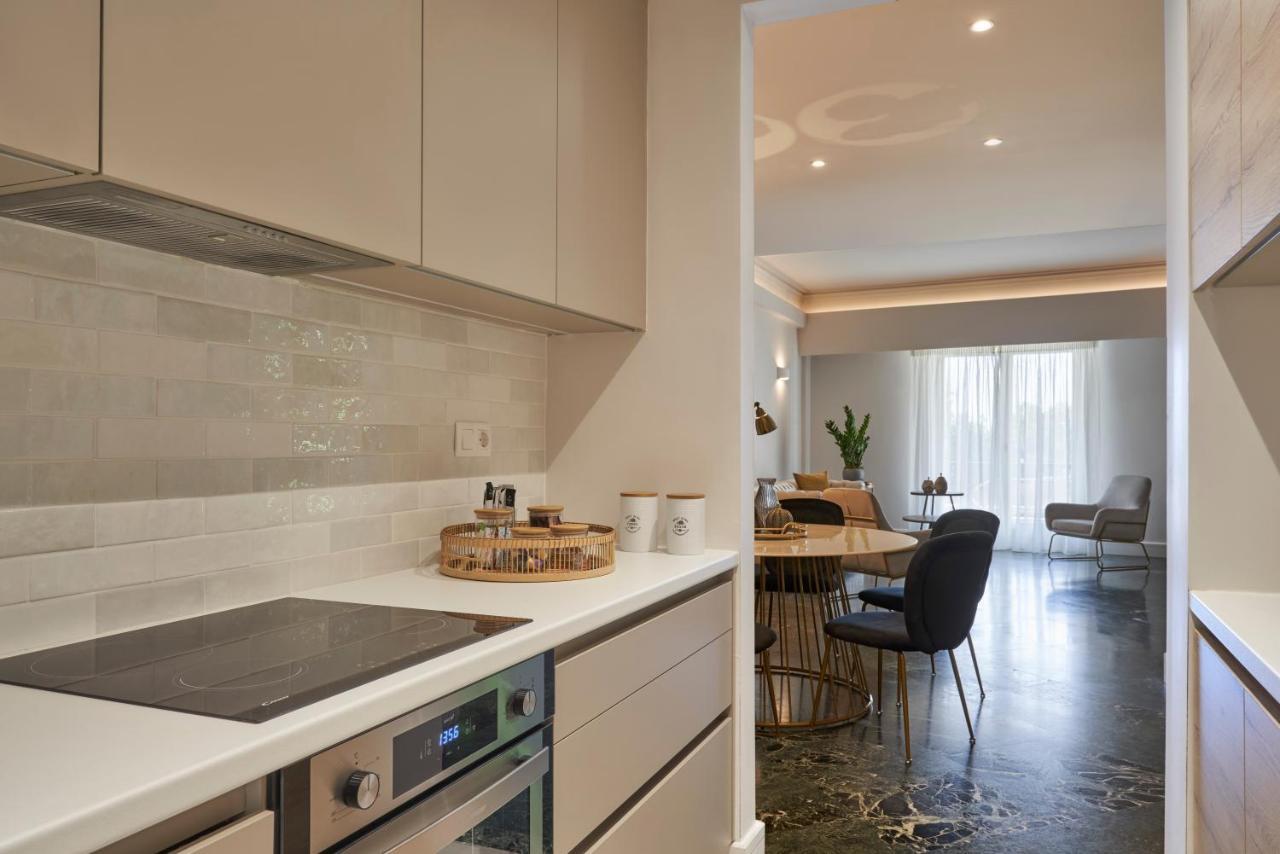 Chic N Bright 3Bd Apt With Hilton View Athene Buitenkant foto